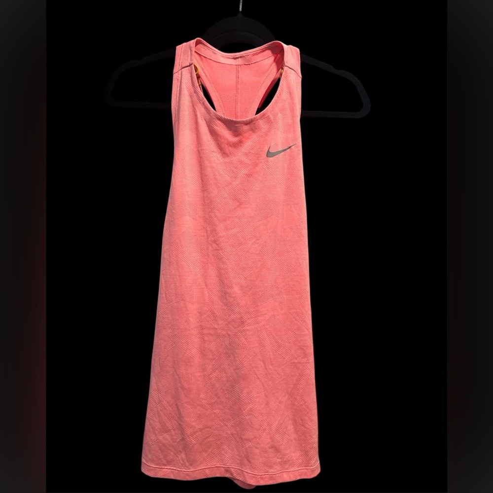Nike Dry Fit bright Salmon Tank Top